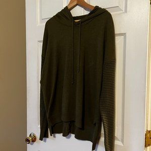 Harper Lane Olive Sweater— size XL